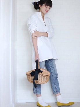 「coca（coca）（コカ）のアイテム（シャツ/ブラウス、ホワイト系）」を使った、utamama210さん（レディース・172cm）の春コーディネート