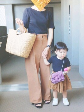 「LEPSIM LOWRYS FARMのアイテム（Tシャツ/カットソー、ブラック系）」を使った、hitomiさん（レディース・152cm）の夏コーディネート