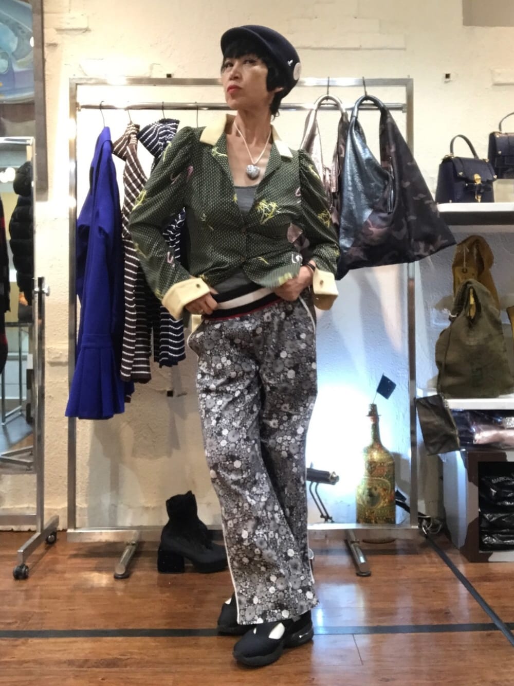 「RINGselectshop、Jenny fax、mikio sakabe、GEM KINGDOM、MSGM、EACH × OTHER、通販、大人コーデ、トレンド」｜「Jenny Faxのアイテム（シャツ/ブラウス、その他）」を使った、MizueTakahashiさん（レディース・165cm）の夏コーディネートの1枚目の写真