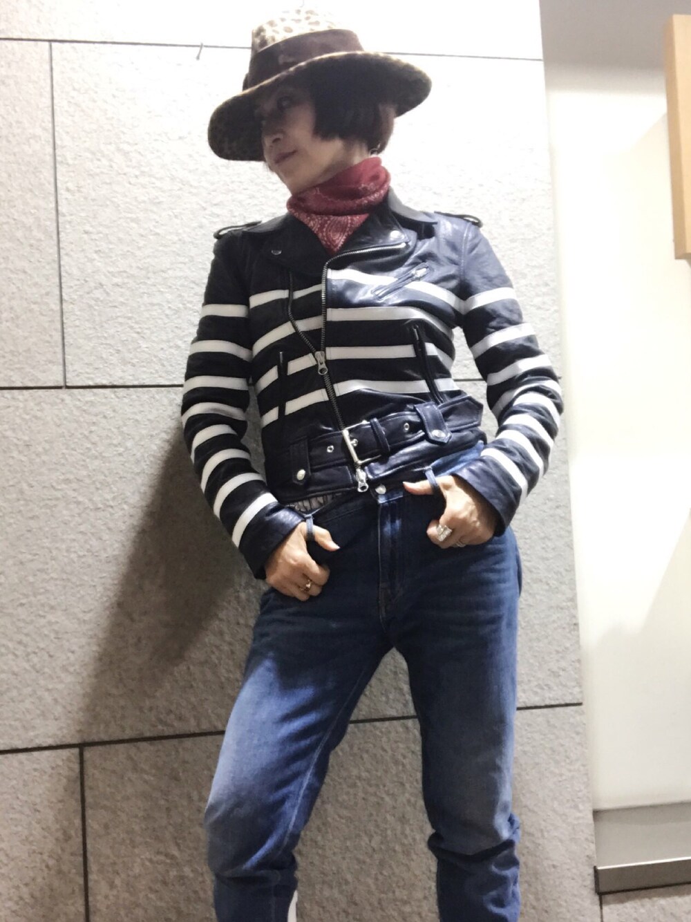 「秋のコーデ」｜「EACH×OTHERのアイテム（ライダースジャケット、ブラック系）」を使った、MizueTakahashiさん（レディース・165cm）の秋コーディネートの1枚目の写真