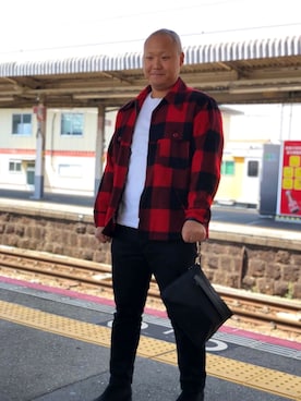 「WOOLRICH（ウールリッチ）のアイテム（その他アウター）」を使った、としかつさん（メンズ・171cm）の春コーディネート