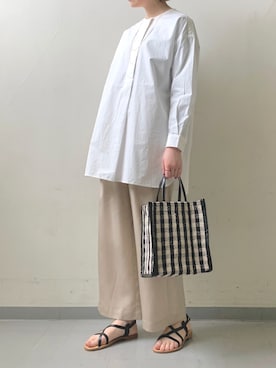 hollyさん（レディース・160cm）の春コーディネート