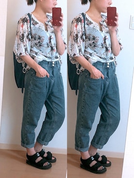「osharewalker（オシャレウォーカー）のアイテム（シャツ/ブラウス）」を使った、𝔸𝕤𝕒𝕞𝕚.さん（レディース・157cm）の夏コーディネート