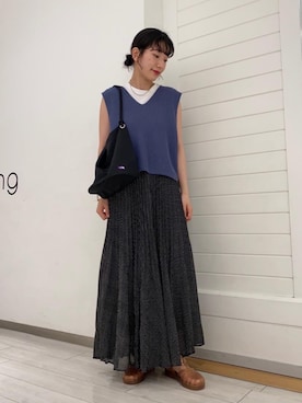 「アイテム（サンダル、ゴールド系）」を使った、阪本（sakamoto）さん（レディース・161cm）の春コーディネート