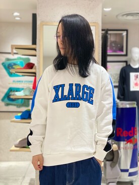 「エクストララージ」｜「アイテム（スウェット）」を使った、小川 礼偉さん（メンズ・170cm）の冬コーディネート