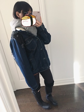 「Abercrombie&Fitch（アバークロンビーアンドフィッチ）のアイテム（デニムジャケット）」を使った、ちあきさん（レディース・163cm）の冬コーディネート