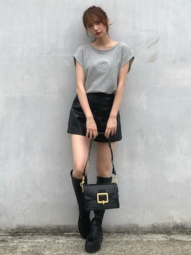 「Darich（ダーリッチ）のフェイクレザーショートパンツ（その他パンツ）」を使った、Darichさん（レディース・160cm）の春コーディネート