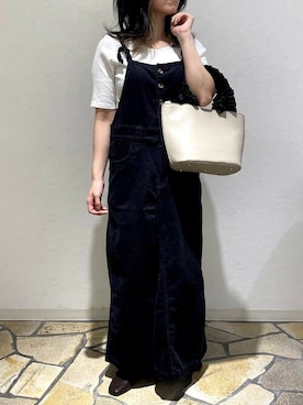 「PourVous（プールヴー）のアイテム」を使った、EC STAFFさん（レディース・153cm）の秋コーディネート