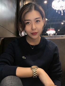 「Guess（ゲス）のアイテム（アナログ腕時計）」を使った、苏嘎嘎嘎哥さん（レディース・165cm）の秋コーディネート