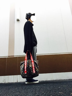 「my beautiful landlet（マイビューティフルランドレット）のアイテム（スラックス）」を使った、subさん（メンズ・181cm）の冬コーディネート