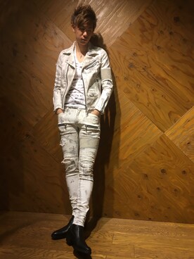 ライダースジャケットを使った 白コーデ のメンズ人気ファッションコーディネート Wear