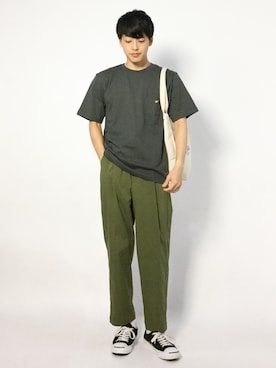 「カーキパンツ」｜togiさん（メンズ・170cm）の夏コーディネート