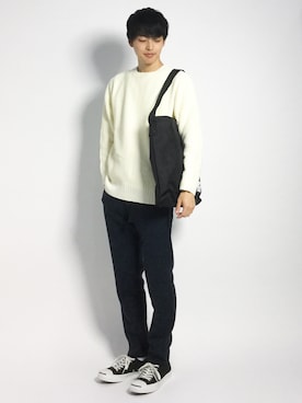 「GIORDANO（ジョルダーノ）のアイテム（ニット/セーター）」を使った、togiさん（メンズ・170cm）の秋コーディネート