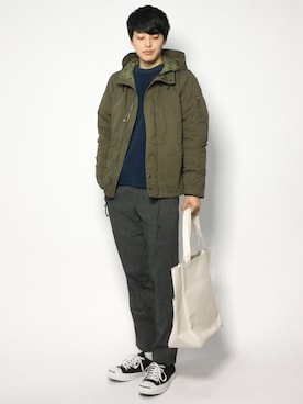 「クルーネック」｜「アイテム（ブルゾン）」を使った、togiさん（メンズ・170cm）の冬コーディネート