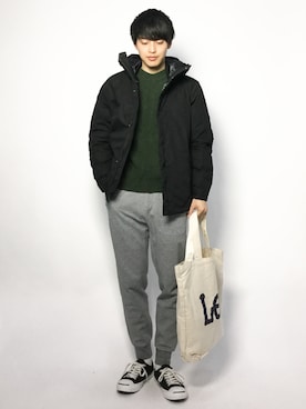 「クルーネックニット」｜togiさん（メンズ・170cm）の冬コーディネート