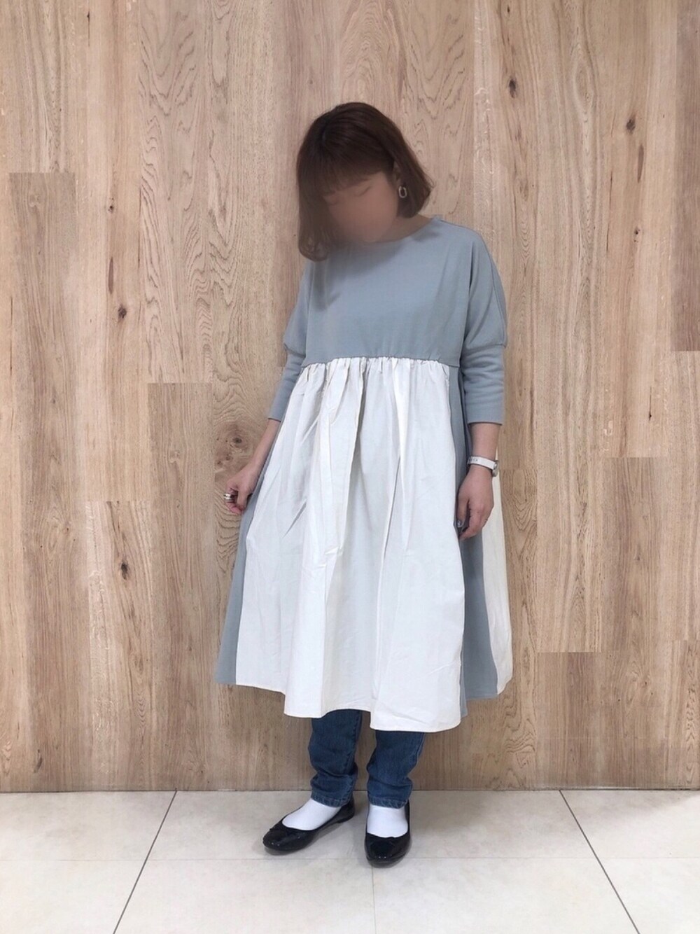 「春コーデ、ラクチンコーデ、ワンピース、おうちファッション、スキニーデニム、パンプス、ミントグリーン、グリーンパークス、Green Parks」｜「Furryrateの・furry rate 異素材切替チュニック＊★（チュニック、グリーン系）」を使った、tamaさん（レディース・154cm）の春コーディネートの1枚目の写真