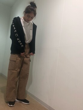 「テラスモール湘南」｜「アイテム（カーゴパンツ）」を使った、チャンスミさん（レディース・165cm）の夏コーディネート