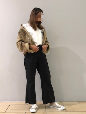 「秋先取りコーデ」｜「アイテム（ミリタリージャケット）」を使った、チャンスミさん（レディース・165cm）の夏コーディネート
