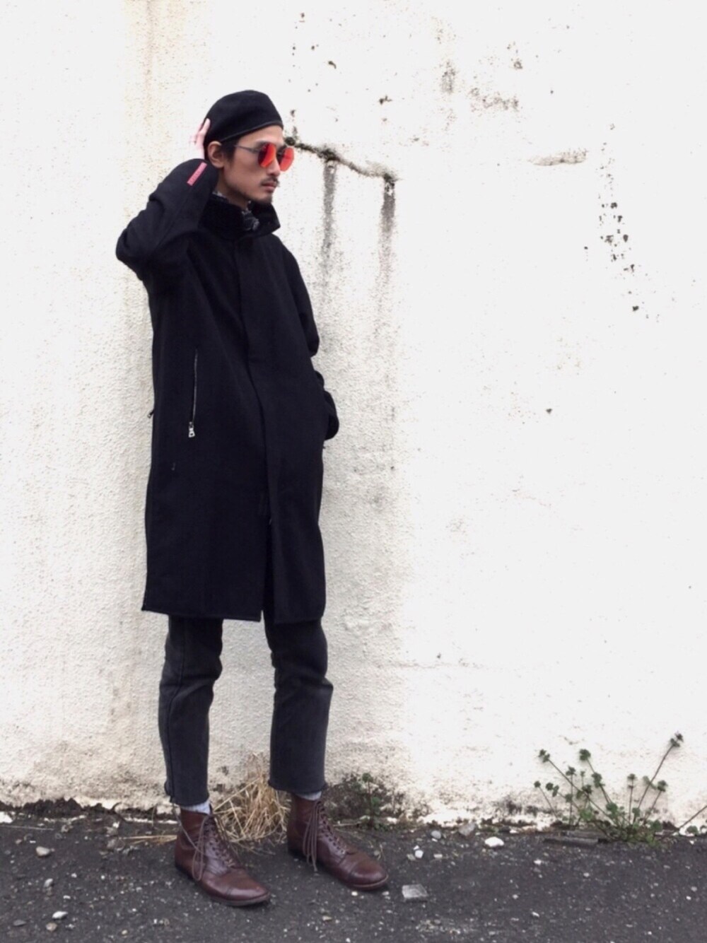 「PRADA、PRADA SPORT、505、STACY ADAMS、vintage、mykita、iroquois」｜「VINTAGEのアイテム（ハンチング/ベレー帽、ブラック系）」を使った、君嶋麻耶さん（メンズ・176cm）の春コーディネートの1枚目の写真