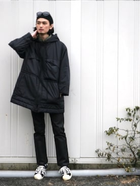「HELMUT LANG（ヘルムートラング）のアイテム」を使った、君嶋麻耶さん（メンズ・176cm）の春コーディネート