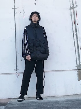 「Y-3（ワイスリー）のアイテム（その他アウター）」を使った、君嶋麻耶さん（メンズ・176cm）の冬コーディネート