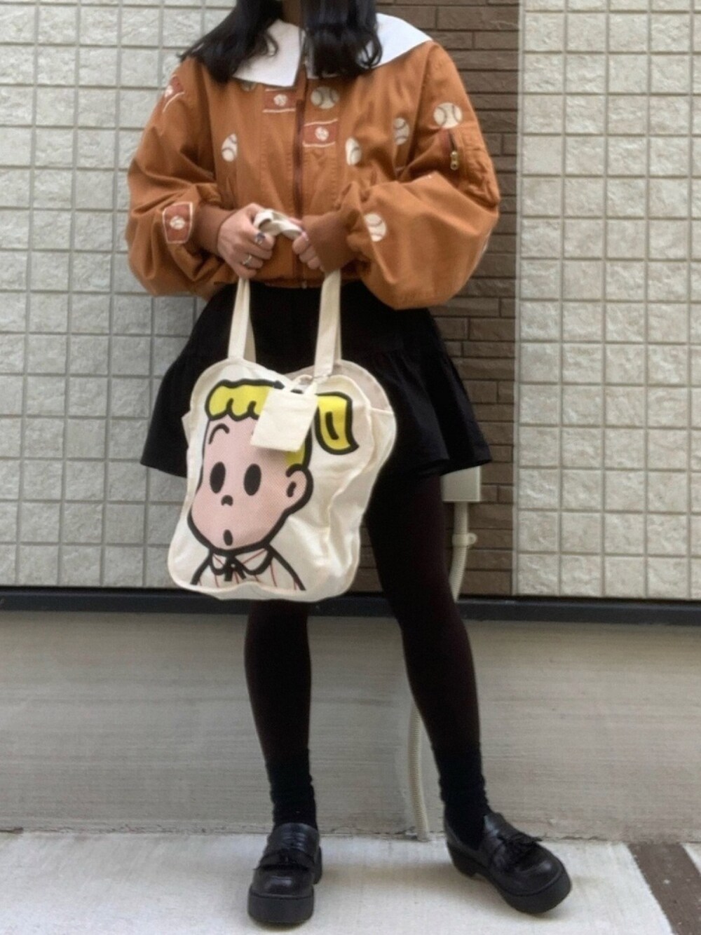 「古着MIX、古着、古着女子、カールヘルム、ビッグカラー、ブラウン、KARL HELMUT、春アウター、OSAMU GOODS、私の推しブランド」｜「KARL HELMUTのアイテム（ブルゾン、オレンジ系）」を使った、すまいる☻さん（レディース・164cm）の冬コーディネートの1枚目の写真