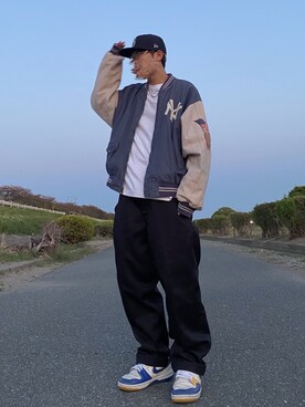 「ny（エヌワイ）のアイテム」を使った、れんさん（メンズ・170cm）の春コーディネート