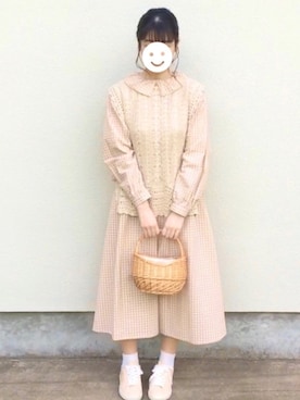 「Samansa Mos2 blue（サマンサモスモスブルー）のアイテム（スニーカー）」を使った、まなかさん（レディース・166cm）の春コーディネート