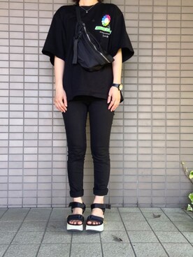 「Acne Studios（アクネストゥディオズ）のACNE STUDIOS SKIN 5 BLACK（デニムパンツ）」を使った、yuさん（レディース・150cm）の夏コーディネート