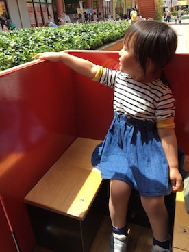 「CORVA（コルヴァ）のアイテム」を使った、enaさん（キッズ・100cm）の春コーディネート