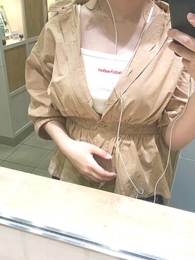 risa.kさんの「ミリタリーペプラムシャツ」を使ったコーディネート