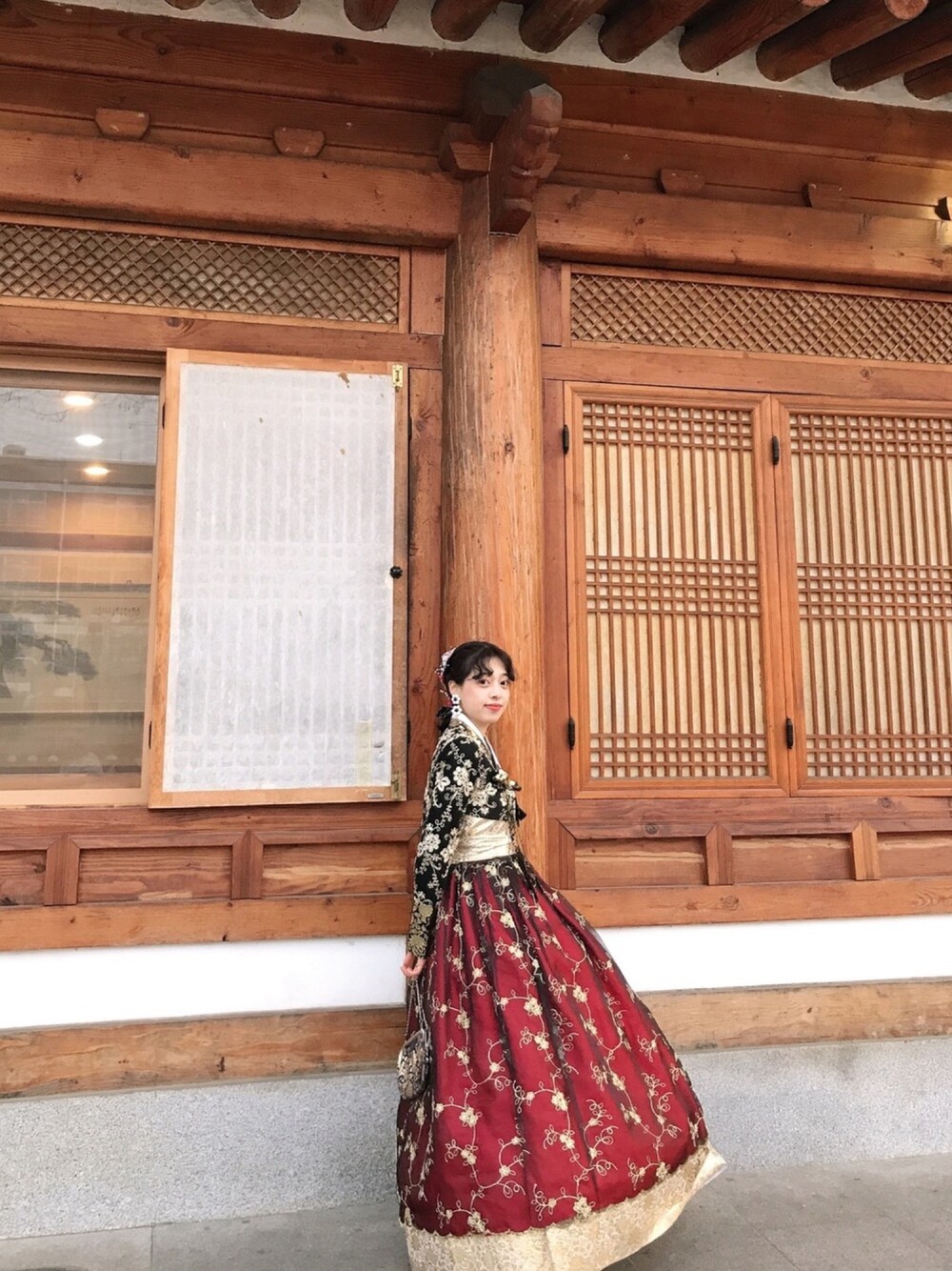 「春、今日のコーデ、한국、한복、韓国、韓国スタイル、韓国旅行、韓国ファッション」｜「youngly younglyのアイテム（ピアス（両耳用）、ホワイト系）」を使った、ワンリンさん（レディース・160cm）の春コーディネートの1枚目の写真
