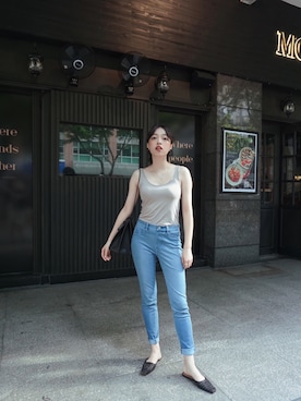「CHARLES & KEITH（チャールズ & キース）のアイテム（スリッポン）」を使った、ワンリンさん（レディース・160cm）の夏コーディネート