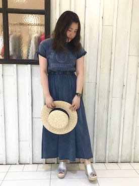 「archives（アルシーヴ）のアイテム（シューズ）」を使った、あやかさん（レディース・155cm）の春コーディネート