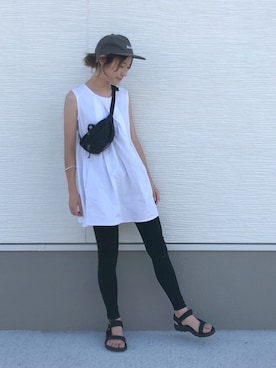 「L.H.P（エルエイチピー）のアイテム（サンダル）」を使った、Miyu Yamaokaさん（レディース・162cm）の夏コーディネート