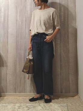 「バックロゴ」｜「アイテム（トートバッグ）」を使った、chiakiさん（レディース・155cm）の秋コーディネート