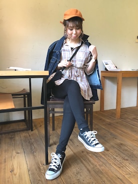 「コーデュロイキャップ」｜「アイテム（アナログ腕時計）」を使った、eri♡さん（レディース・155cm）の秋コーディネート