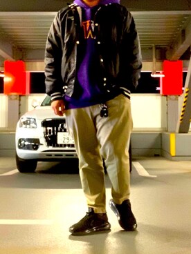 「SWAGGER（スワッガー）のアイテム（パーカー）」を使った、しょうさん（メンズ・184cm）の冬コーディネート