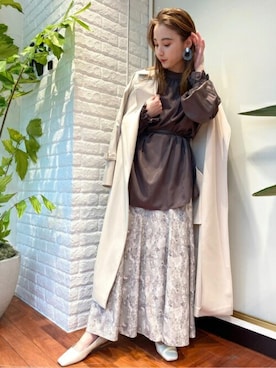 「マキシスカート」｜「アイテム（トレンチコート）」を使った、N. STAFFさん（レディース・157cm）の冬コーディネート