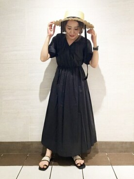 N. STAFFさん（レディース・157cm）の夏コーディネート