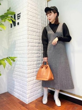 「N.（N. Natural Beauty Basic）（エヌエヌナチュラルビューティーベーシック）のアイテム（ジャンパースカート）」を使った、N. STAFFさん（レディース・163cm）の秋コーディネート