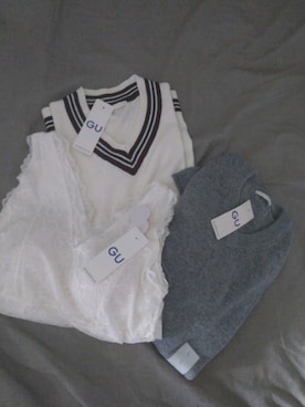 「GU（ジーユー）のアイテム（ニット/セーター、グレー系）」を使った、こゆさん（レディース・165cm）の秋コーディネート