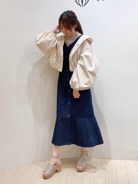 「でにむ」｜「アイテム（ジャンパースカート）」を使った、あーちゃん。さん（レディース・156cm）の春コーディネート