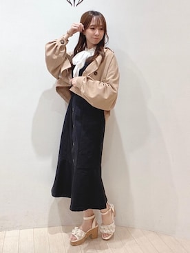 「ボウタイブラウス」｜「アイテム（トレンチコート）」を使った、あーちゃん。さん（レディース・156cm）の春コーディネート