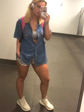 Brittniさんのコーディネート