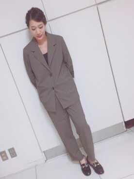 「KBF+（ケービーエフプラス）のアイテム（セットアップ）」を使った、Yumi Yamasakiさん（レディース・165cm）の冬コーディネート