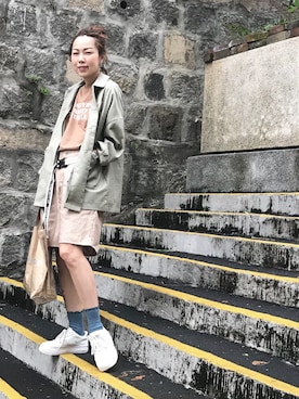 「アイテム（ピアス（両耳用）、ブルー系）」を使った、i_am_ah_mic  🇭🇰さん（レディース・168cm）の春コーディネート