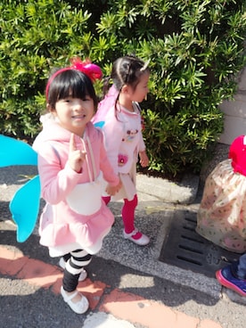 「mini（ミニ）のアイテム（ワンピース/ドレス）」を使った、Jenny吳Penny吳さん（キッズ・120cm）の冬コーディネート