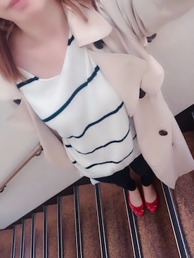 「赤い靴」｜「アイテム（トレンチコート）」を使った、Stephanieさん（レディース・163cm）の秋コーディネート