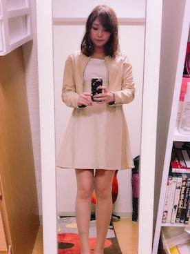 「TITTY&CO.（ティティーアンドコー）のアイテム（ノーカラージャケット）」を使った、Stephanieさん（レディース・163cm）の秋コーディネート